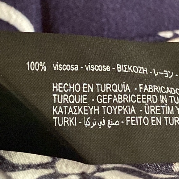 NWT. Zara Blue/White Printed Midi Dress with Belt. Size M. - Picture 9 of 10